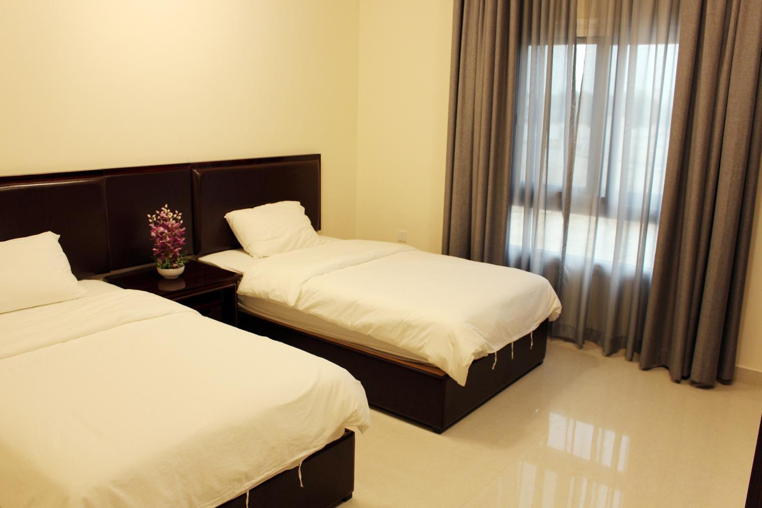 Al Noor Plaza Appartement Salalah Buitenkant foto