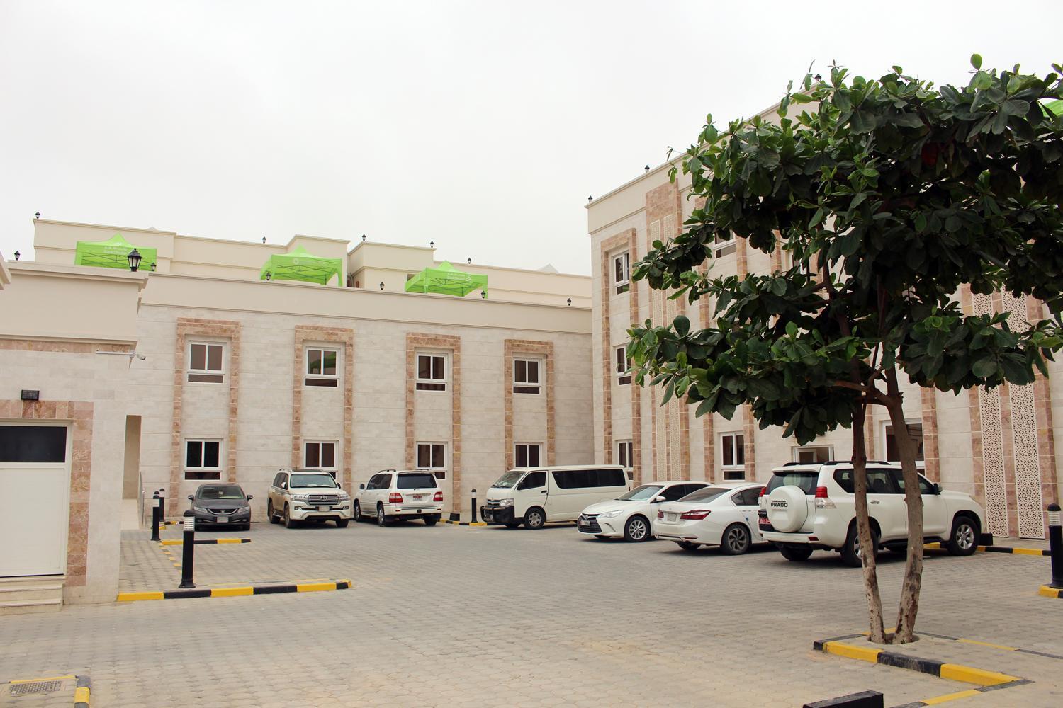 Al Noor Plaza Appartement Salalah Buitenkant foto