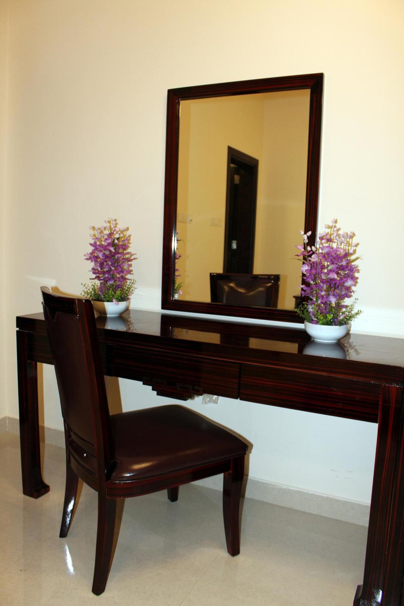 Al Noor Plaza Appartement Salalah Buitenkant foto
